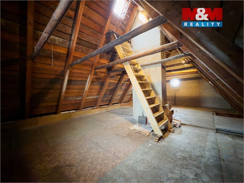 Prodej rodinného domu, 180 m² - 20