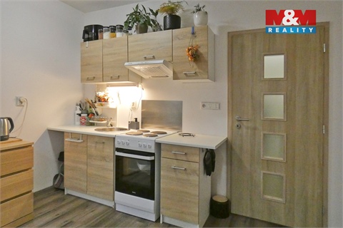 Pronájem bytu 1kk, 29 m² - 0