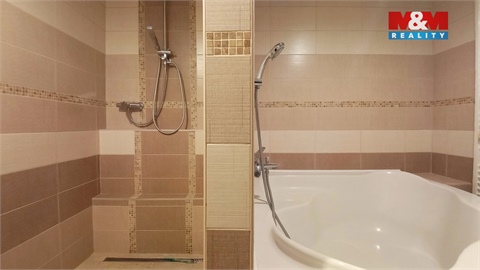 Prodej rodinného domu, 180 m² 4