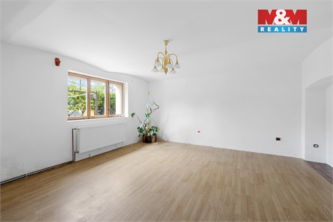 Prodej rodinného domu, 450 m² - 4