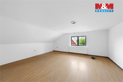 Prodej rodinného domu, 450 m² - 16