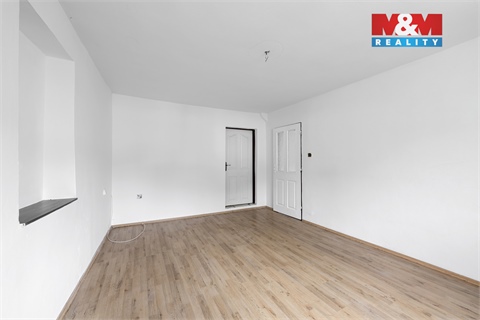 Prodej rodinného domu, 450 m² 10