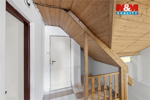 Prodej rodinného domu, 450 m² 20