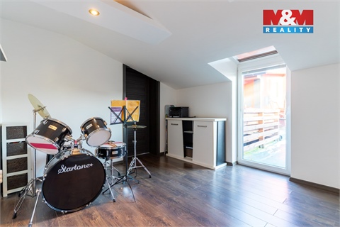 Prodej rodinného domu, 109 m² 14