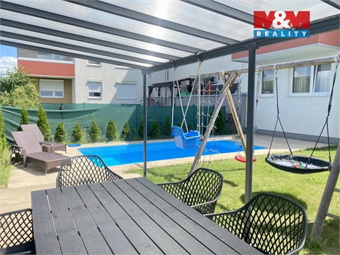 Prodej bytu 3kk, 69 m² - 28