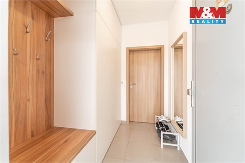 Prodej bytu 3kk, 69 m² - 18