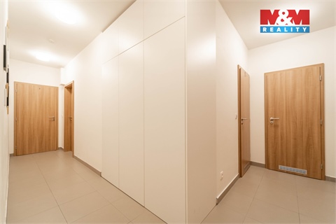 Prodej bytu 3kk, 69 m² 22