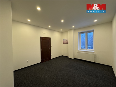 Pronájem atypického bytu, 95 m² - 2