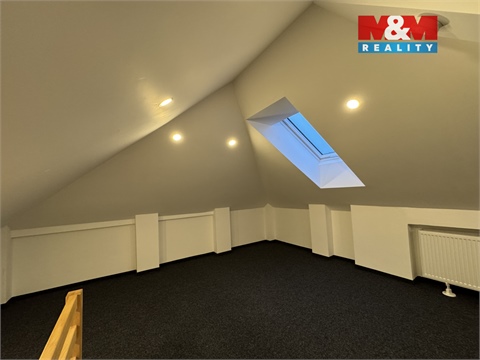 Pronájem atypického bytu, 95 m² 6