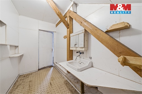 Prodej rodinného domu, 288 m² - 16