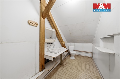 Prodej rodinného domu, 288 m² 18