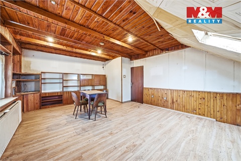 Prodej rodinného domu, 288 m² - 14