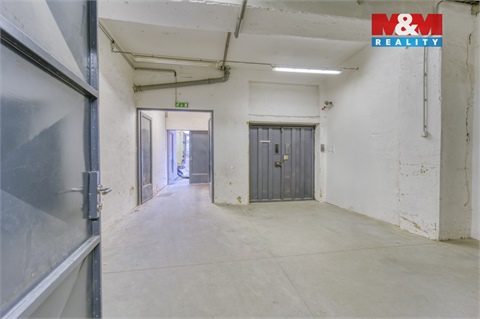 Pronájem výrobního objektu, 676 m² - 8
