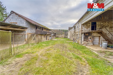 Prodej rodinného domu, 300 m² - 14