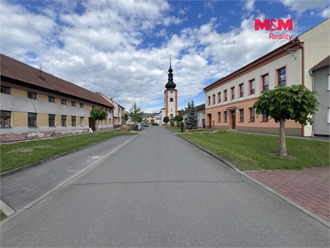 Prodej rodinného domu, 256 m² - 2