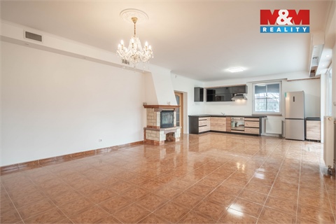 Prodej rodinného domu, 240 m² - 4