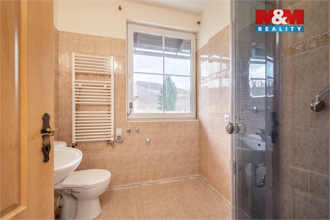 Prodej rodinného domu, 240 m² 6