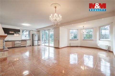 Prodej rodinného domu, 240 m² - 0