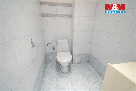 Prodej rodinného domu, 240 m² 16