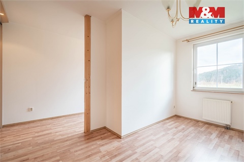 Prodej rodinného domu, 240 m² - 6