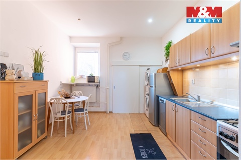 Prodej rodinného domu, 240 m² - 4