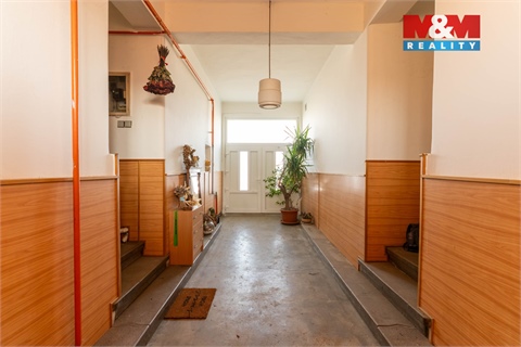 Prodej rodinného domu, 240 m² - 16