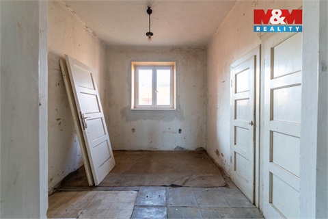 Prodej rodinného domu, 240 m² - 14