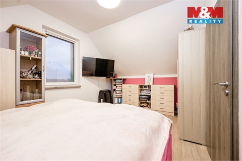 Prodej rodinného domu, 150 m² - 14