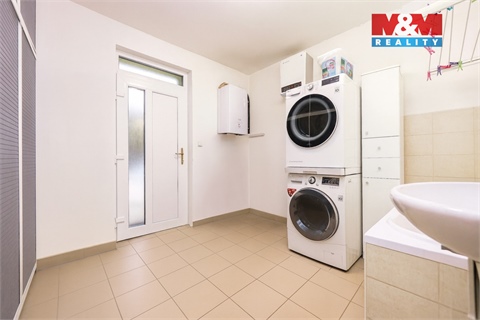 Prodej rodinného domu, 150 m² - 12