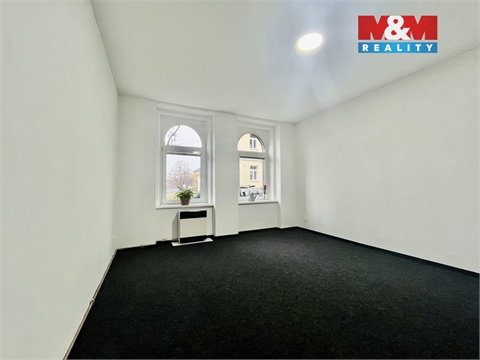 Prodej bytu 1+1, 37 m² 8