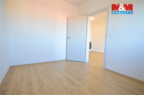 Pronájem bytu 2kk, 37 m² - 2