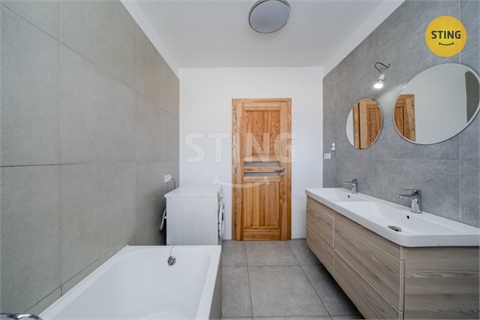 Prodej rodinného domu, 143 m² - 10