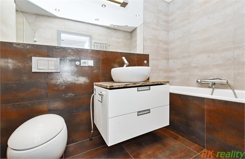 Pronájem bytu 2kk, 73 m² 8