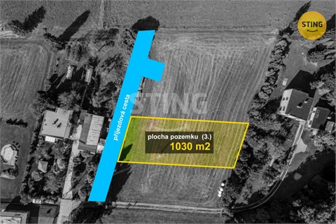Prodej stavebního pozemku, 1 030 m² 0
