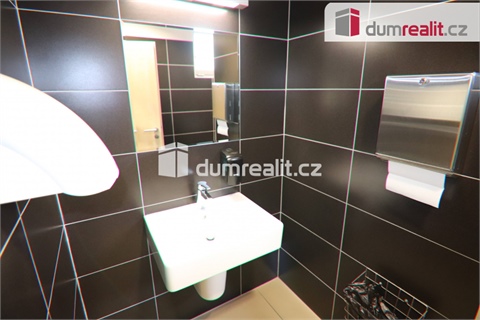 Pronájem kanceláře, 27 m² 2