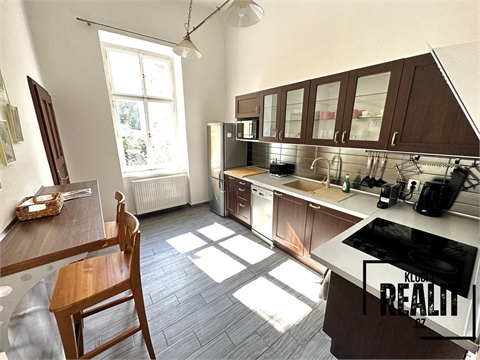 Pronájem bytu 2+1, 71 m² 0