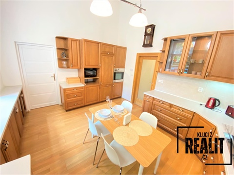 Pronájem bytu 1+1, 49 m² - 2