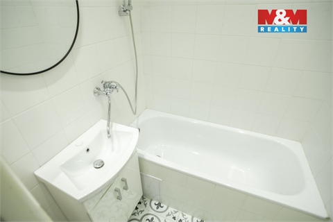 Prodej bytu 1+1, 35 m² - 4