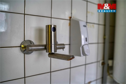 Prodej výrobního objektu, 377 m² 18