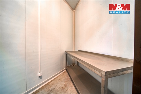 Prodej výrobního objektu, 377 m² 10