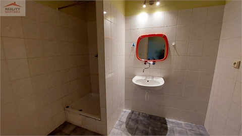 Pronájem bytu 1kk, 37 m² - 18