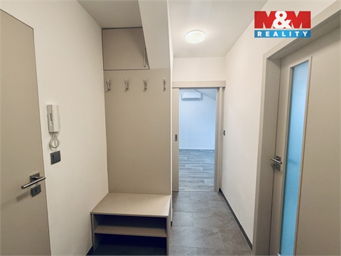 Pronájem bytu 2kk, 40 m² 12