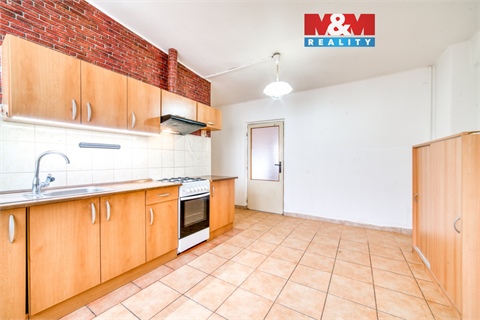 Pronájem bytu 3+1, 90 m² 0