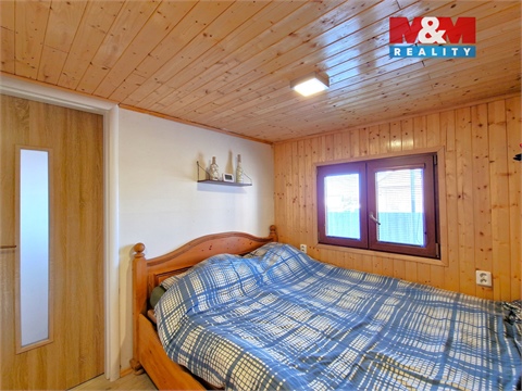 Prodej rodinného domu, 100 m² 14