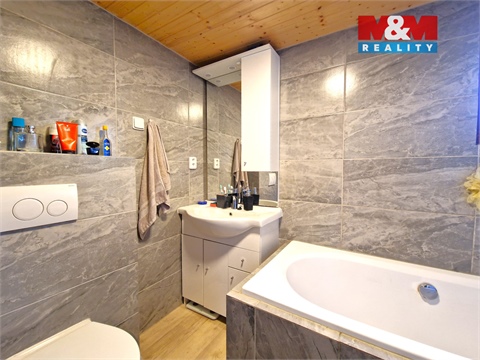 Prodej rodinného domu, 100 m² - 14