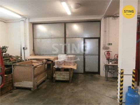 Prodej výrobního objektu, 1 241 m² 12