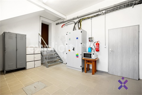 Prodej skladu / haly, 540 m² 8