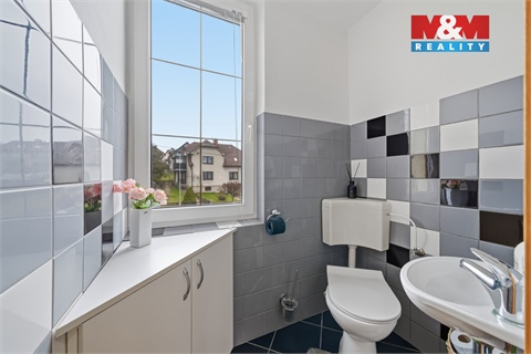 Prodej rodinného domu, 240 m² 20