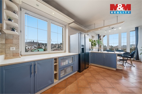 Prodej rodinného domu, 240 m² 2