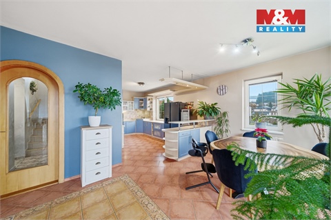 Prodej rodinného domu, 240 m² 6